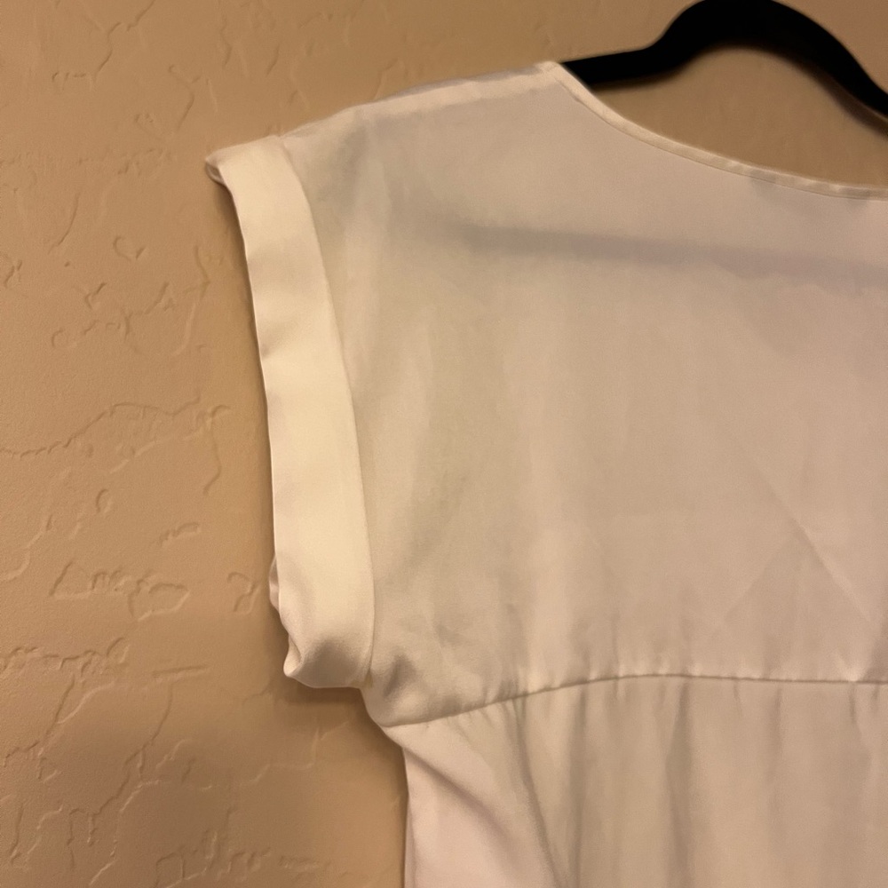 Express Cream Top - Picture 7 of 9